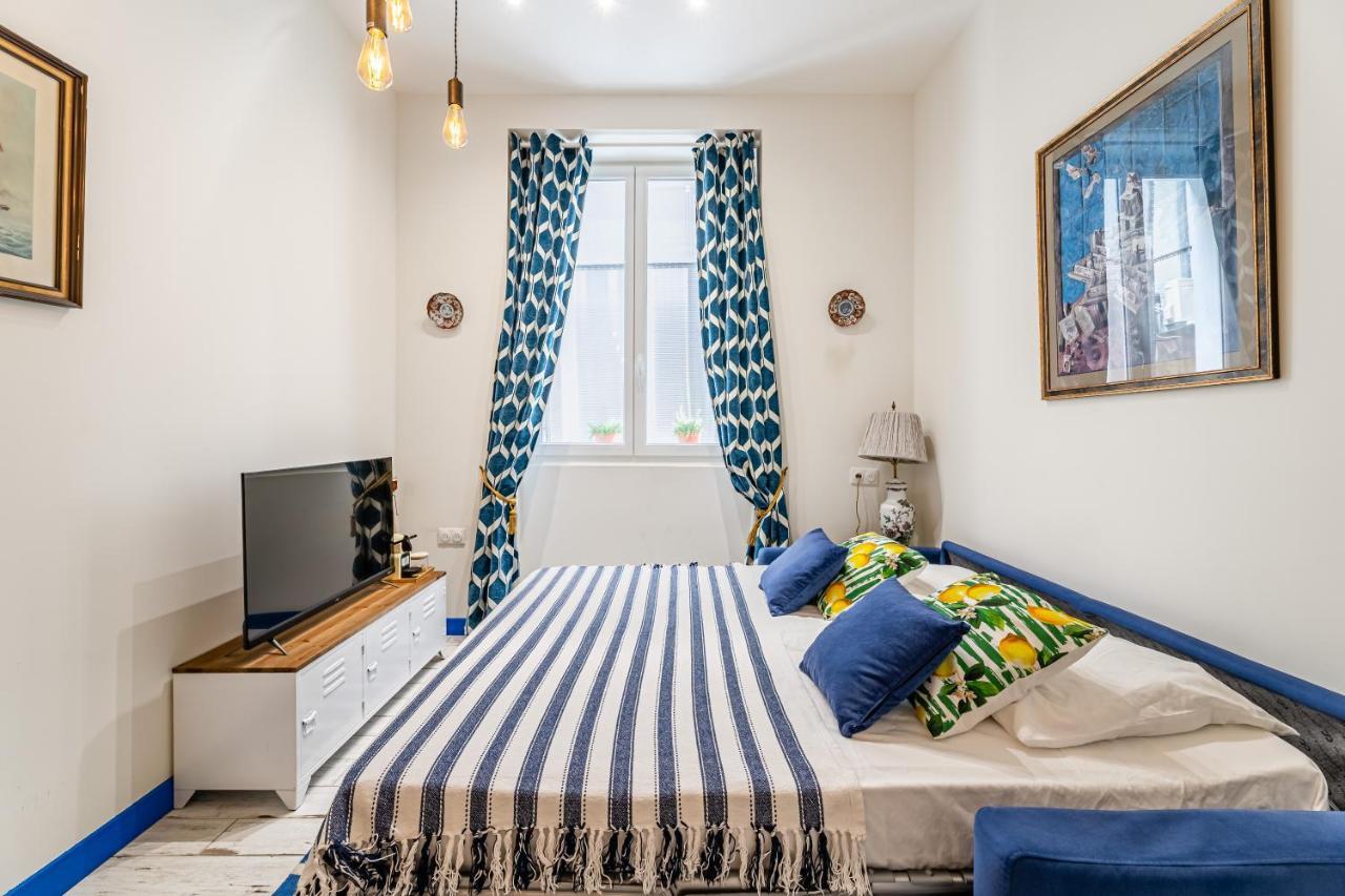 Studio Travel 24M2, 120M Vieux-Port ,Clim , Wifi ,Acces Autonome Avec Code Marseille Exteriér fotografie